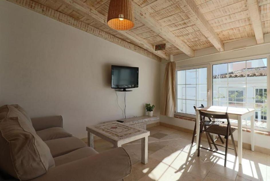 Apartamentos Castillo Quince Картая Экстерьер фото